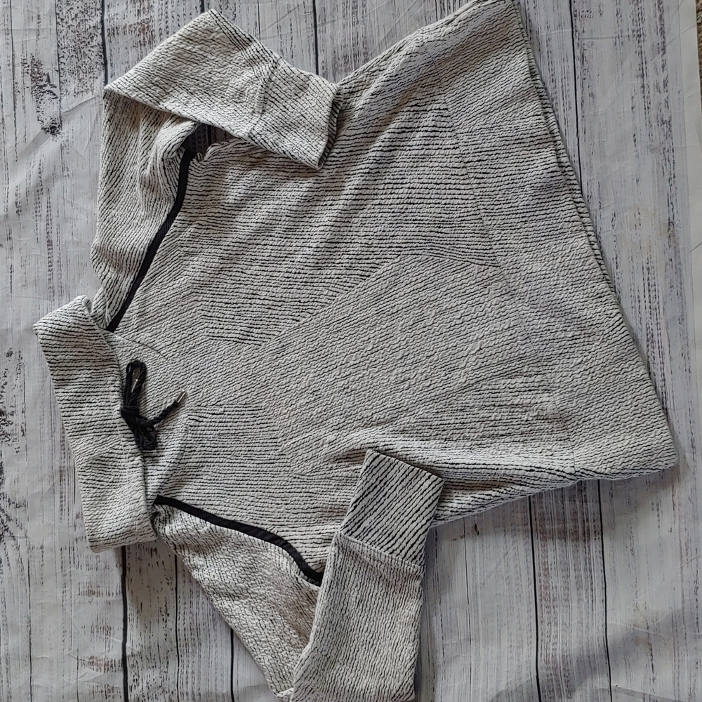 KIRKLANDS COWL NECK SWEATSHIRT